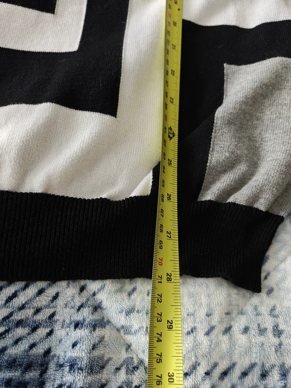 le château Black Knit Top with White Label Like New 💙 - Picture 11 of 11